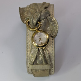 Годинник Guess